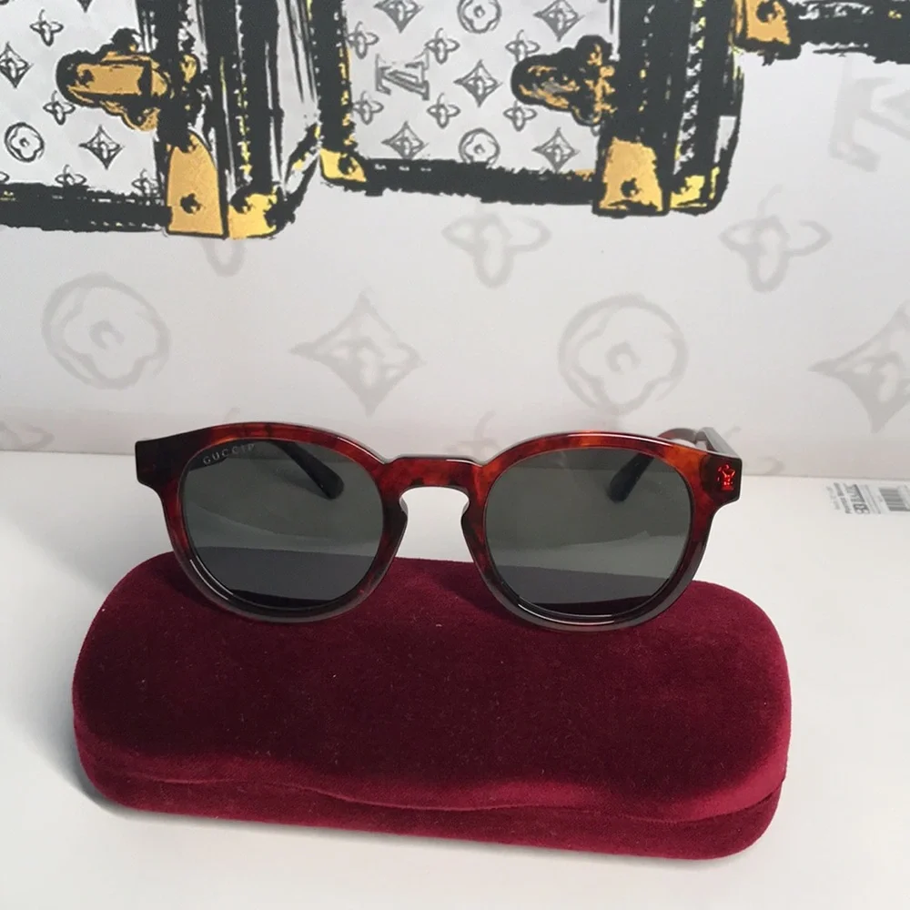 New Authentic Gucci Brown Sunglasses GG0825S 005